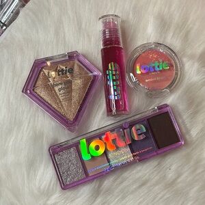 Makeup Set with Gold and Pink Shades